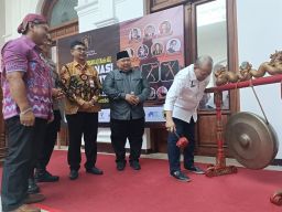 Ketua Tosan Aji Dampingi Ketua DPD RI Pameran Keris Pusaka Tosan Aji Reinkarnasi Majapahit