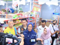 Jelang Lebaran Satgas Pangan Ngawi Cek Bahan Pangan di Sejumlah Supermarket dan Pasar