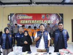 Polresta Sidoarjo Berhasil Ungkap Kasus Jual Beli Bahan Peledak, 4 Tersangka Diamankan