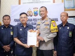 Polres Lumajang Tandatangani Perjanjian Kerjasama Dengan Pengadilan Agama