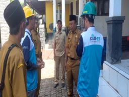 PLN Icon Plus Dukung Koneksi Lancar Di Acara Peninjauan Pelayanan Masyarakat Desa Kretek, Bondowoso