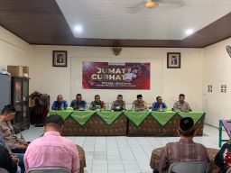 Jumat Curhat Polres Pelabuhan Tanjung Perak Ajak Warga Peduli Sesama