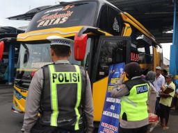 Sukseskan WWF 2024, Personel Gabungan Polres Lumajang Patroli KRYD di Terminal Minak Koncar