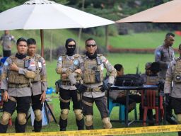 Putri "Bon-Bon" Polwan Polres Tuban Pertama Yang Tergabung Dalam Pasukan Perdamaian