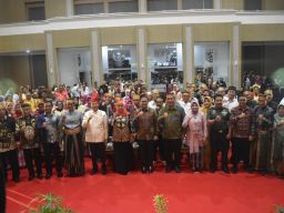 Bambang Haryo Resmi Jadi Warga Kehormatan Kerukunan Keluarga Sulawesi Selatan Jatim