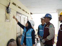 Direktur Pelayanan TI PLN Tinjau Langsung Pilot Project Implementasi OMP dan Semi AMI di Bangkalan
