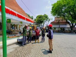 Kolaborasi PLN Icon Plus dan Pemkot Surabaya Wujudkan Penataan Infrastruktur Kabel Fiber Optik