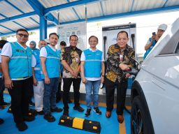 Dorong Transisi Energi, PLN Icon Plus Dukung Peresmian SPKLU Center Pertama di Jawa Timur