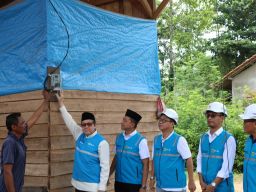 Listrik untuk rakyat , PLN Hadirkan Cahaya Bagi Masyarakat di Konawe Sulawesi Tenggara