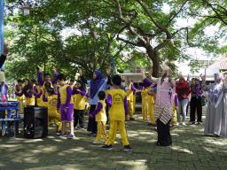 PLN Icon Plus Jatim Salurkan Internet Gratis dan Perlengkapan Sekolah untuk Dukung Pembelajaran Inklusif