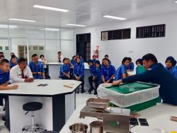 Sambut HUT ke-81 RI: PLN & IT PLN Siapkan SDM Unggul Transisi Energi Lewat Pelatihan Energi Terbarukan bagi Siswa SMA