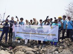 PLN Icon Plus Jatim Dorong Kampung Nelayan Kalibuntu Go Digital, Perkuat Konektivitas dan Kepedulian Pesisir