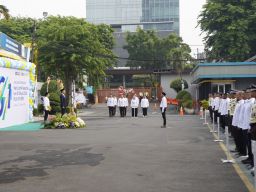 PLN Icon Plus Jatim dan PLN Komplek Ketintang Gelar Upacara HLN ke-81, Perkuat Semangat Kemandirian Energi