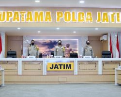 29 Polres jajaran Polda Jatim menerima penghargaan Pelayanan Publik dari Kemenpan RB