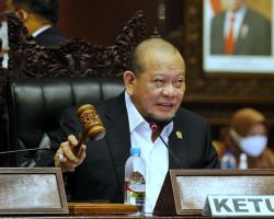 Ketua DPD RI Minta Pemerintah Siapkan Strategi Respon Kenaikan Harga Minyak dan Gas Bumi