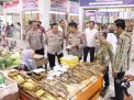 Polres Ngawi Bersama Disperindag Cek Ketersediaan Bahan Pangan di Pasar Tradisional
