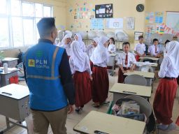 PLN Icon Plus Hadir di Sekolah, Ajak Siswa Jadi Generasi Cerdas Digital