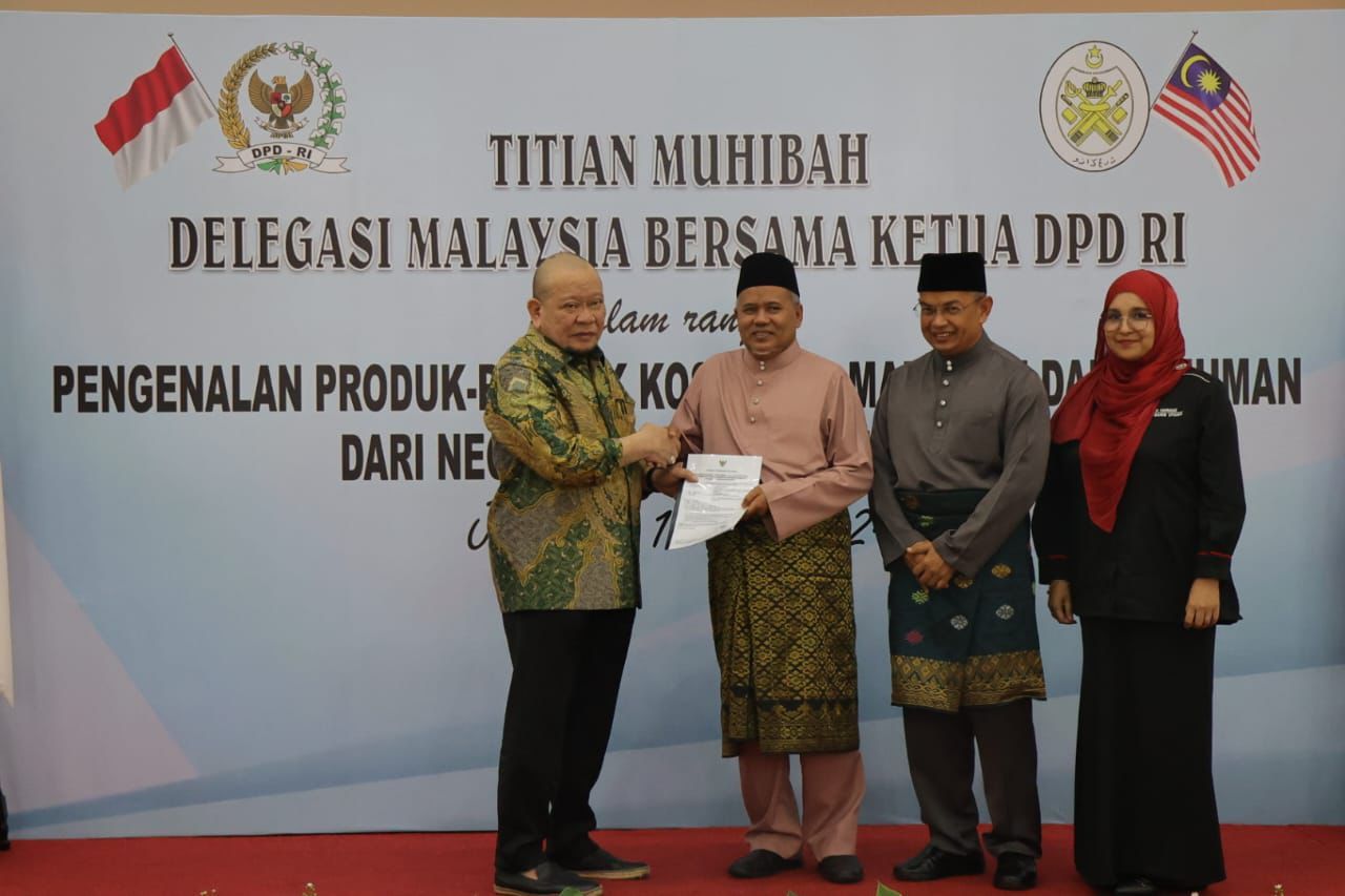 Terima Delegasi dari Trengganu, Ketua DPD RI Dorong Strategi Ekonomi Pengembangan Wilayah Indonesia-Malaysia