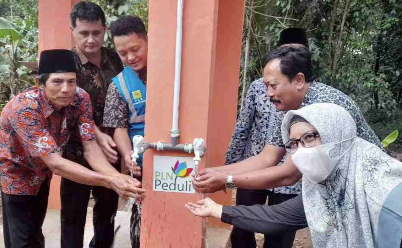 Program Air Bersih PLN Dukung Tata Kelola Air Berkelanjutan, Manfaat Dirasakan di Berbagai Daerah