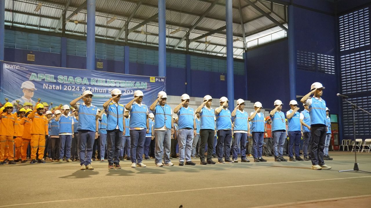 Pastikan Layanan Prima, PLN Icon Plus dan PLN UID Jatim Gelar Apel Siaga Kelistrikan Nataru 2024/202