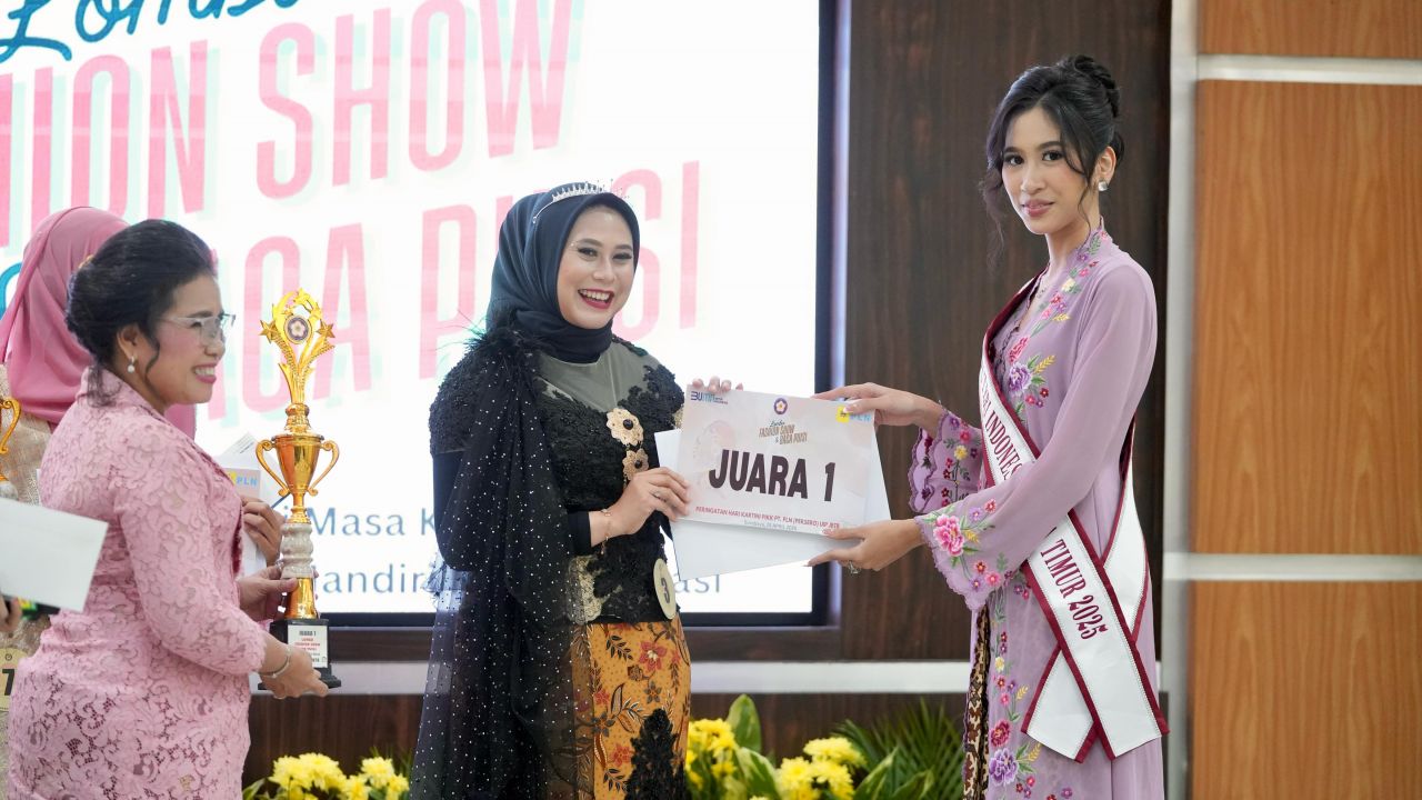 Febi Putri Juwita tampil membacakan puisi "Kartini Masa Depan" dan berhasil meraih Juara 1 dalam lomba baca puisi yang digelar PIKK PT PLN (Persero) UIP JBTB. Hadiah diserahkan oleh Adinda Zoraya, Runner Up 3 Putri Indonesia Jawa Timur 2025, sebagai juri