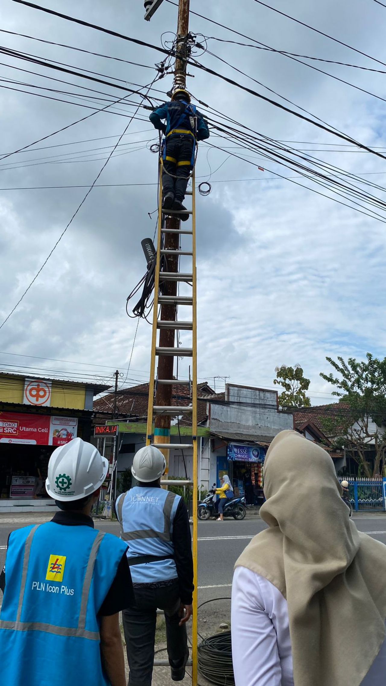 Kolaborasi PLN Icon Plus dan Diskominfo Kabupaten Blitar Wujudkan Penataan Infrastruktur Telekomunikasi yang Tertib dan Aman