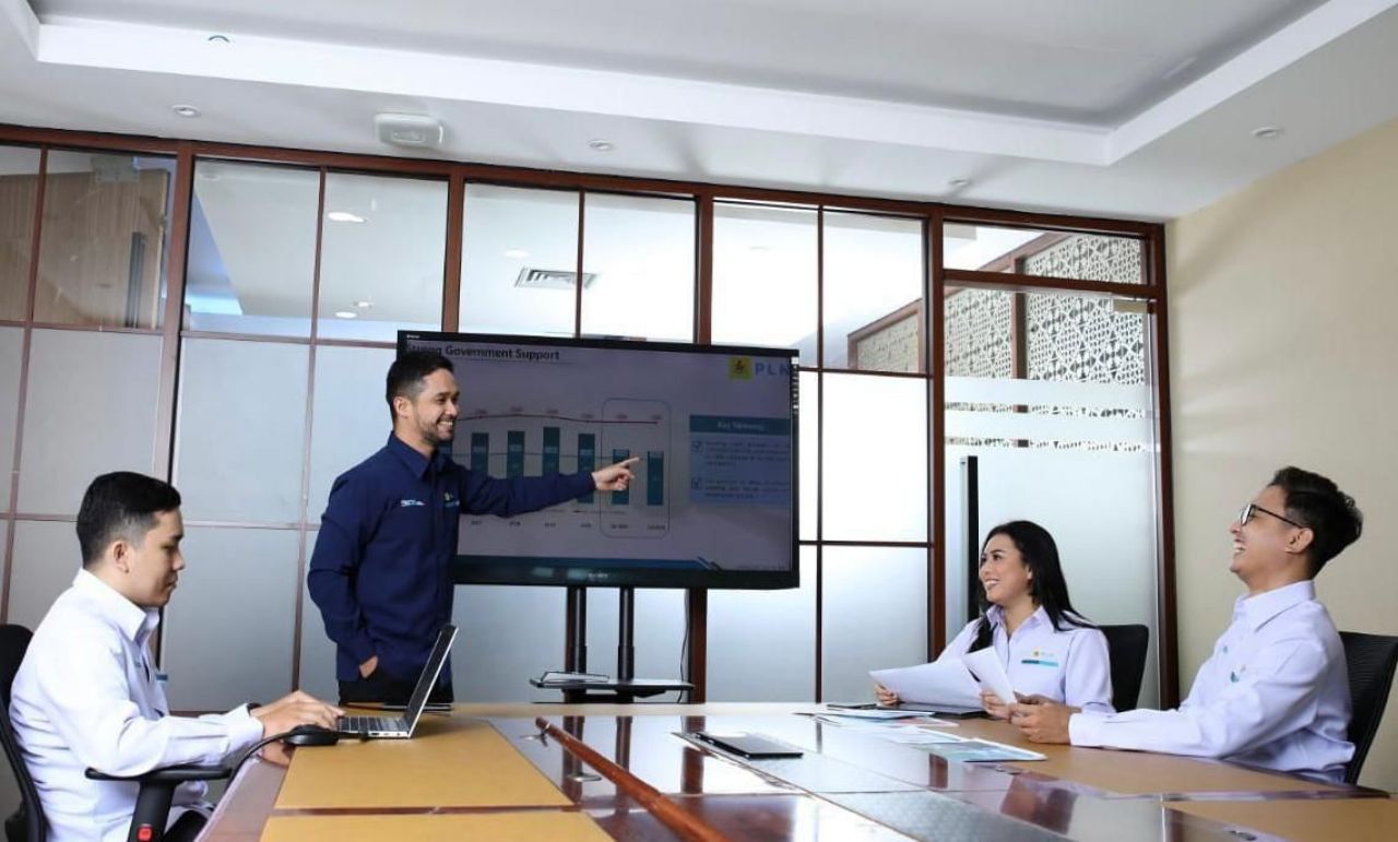 Semangat Hari Kesaktian Pancasila, Hari Pertama Dibuka, Rekrutmen Nasional PLN Group Diminati Puluhan Ribu Pendaftar