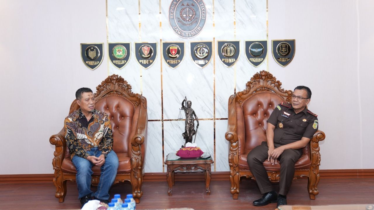 Perkuat Sinergi, PLN UIP JBTB dan PLN Group Jatim Gandeng Kejati Jatim, Kawal Infrastruktur Listrik Untuk Rakyat