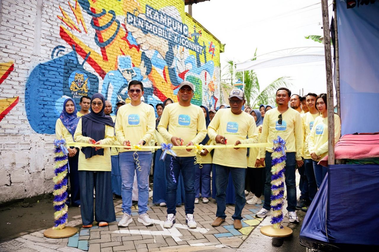 Perkuat Layanan Digital dan Ekonomi Desa, PLN Icon Plus dan PLN UP3 Sidoarjo Hadirkan Kampung PLN Mobile x ICONNET