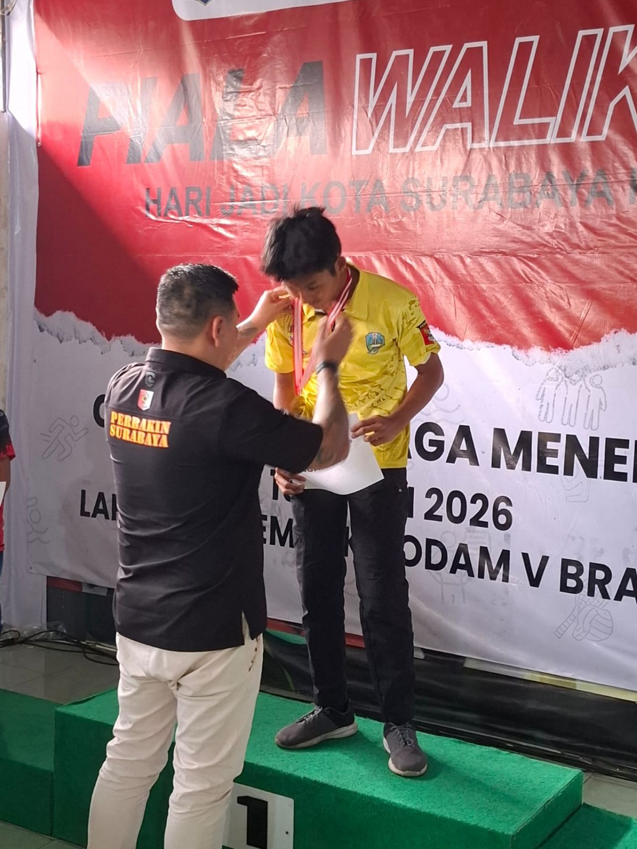 Atlet Menembak Gresik Bersinar di Piala Wali Kota Surabaya 2026, Kukuh Maulana Raih Juara 1 WRABF Putra