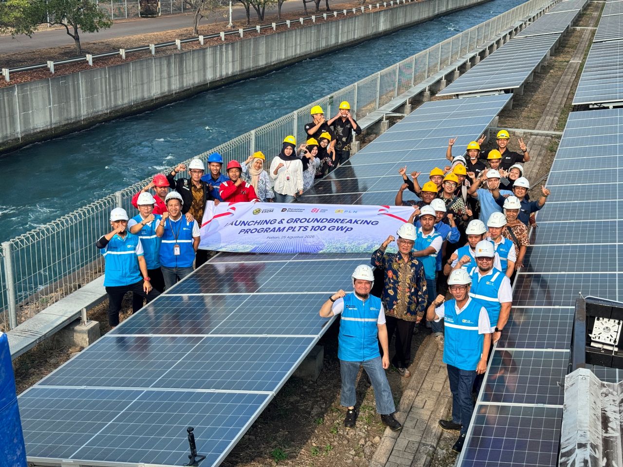 PLN Icon Plus Hadirkan Konektivitas Digital Andal dalam Launching dan Groundbreaking Program PLTS 100 GWp di Jawa Timur