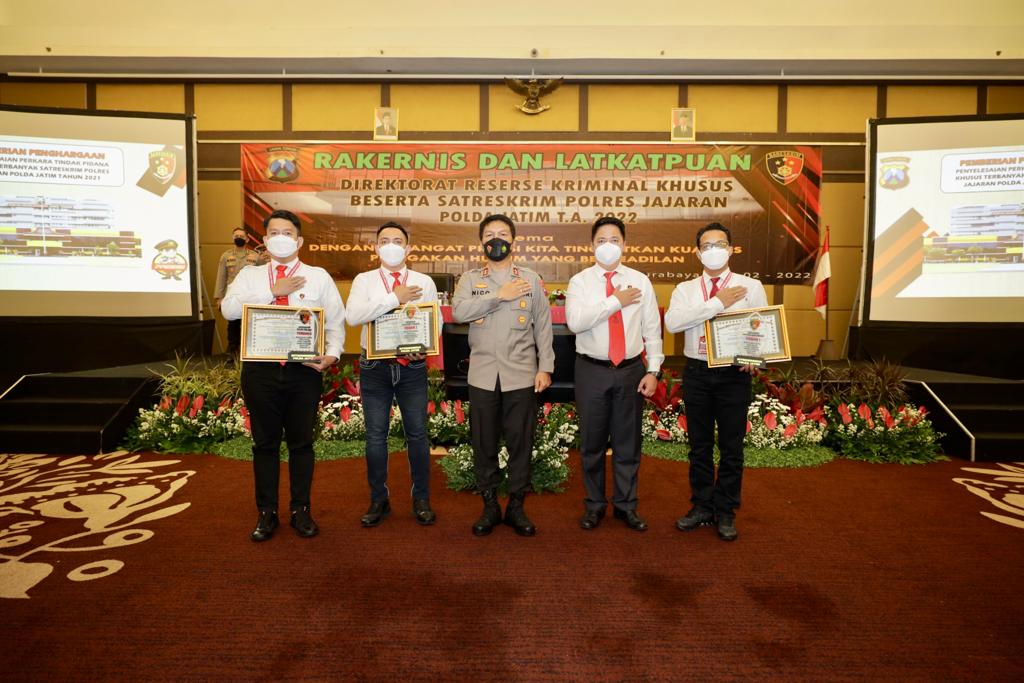 Kapolda Jatim Buka Rakernis dan Pelatihan Peningkatan Kemampuan Penyidik dan Penyidik Pembantu Ditreskrimsus