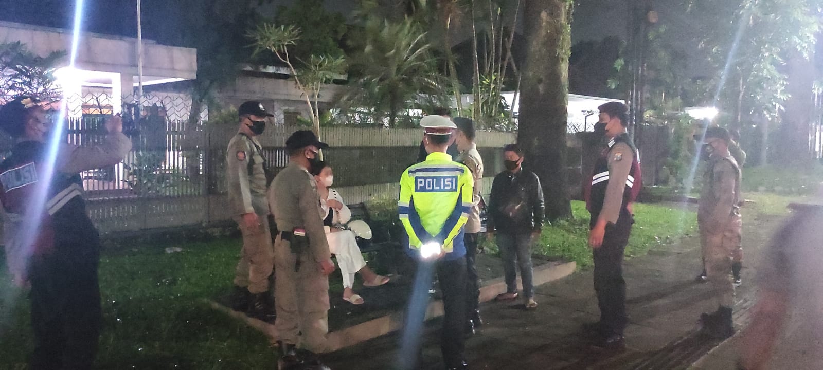 Masifkan Patroli Malam Sat Samapta Polresta Malang Kota Pantau Fasum