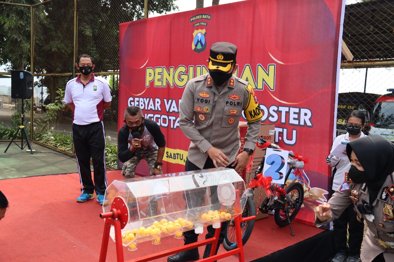 Doorprize Vaksinasi Booster Bagi Anggota Polres Batu, AKBP Yogi : Sebagai Penyemangat Anggota Dalam Melaksanakan Tugas