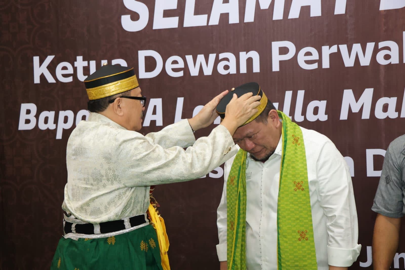 Berani Suarakan Kebenaran, LaNyalla Dapat Gelar Ma Eli Ra Disa dari Kesultanan Dompu