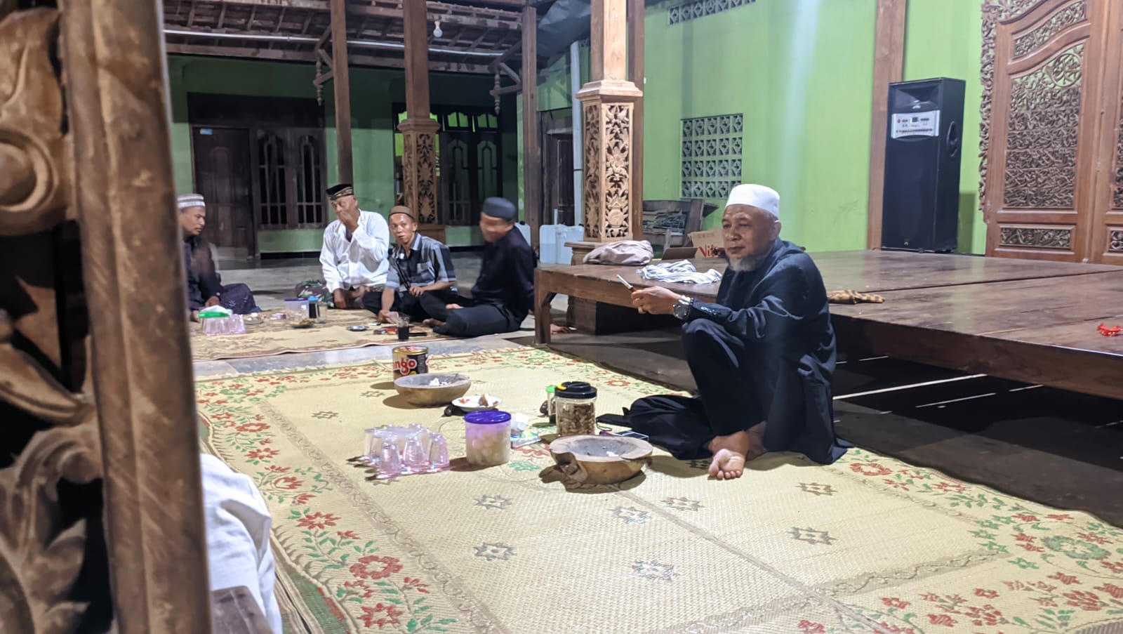 Puluhan Banser dan Santri Ikuti Mujahadah Rutin di Ponpes Alluwung Berdzikir