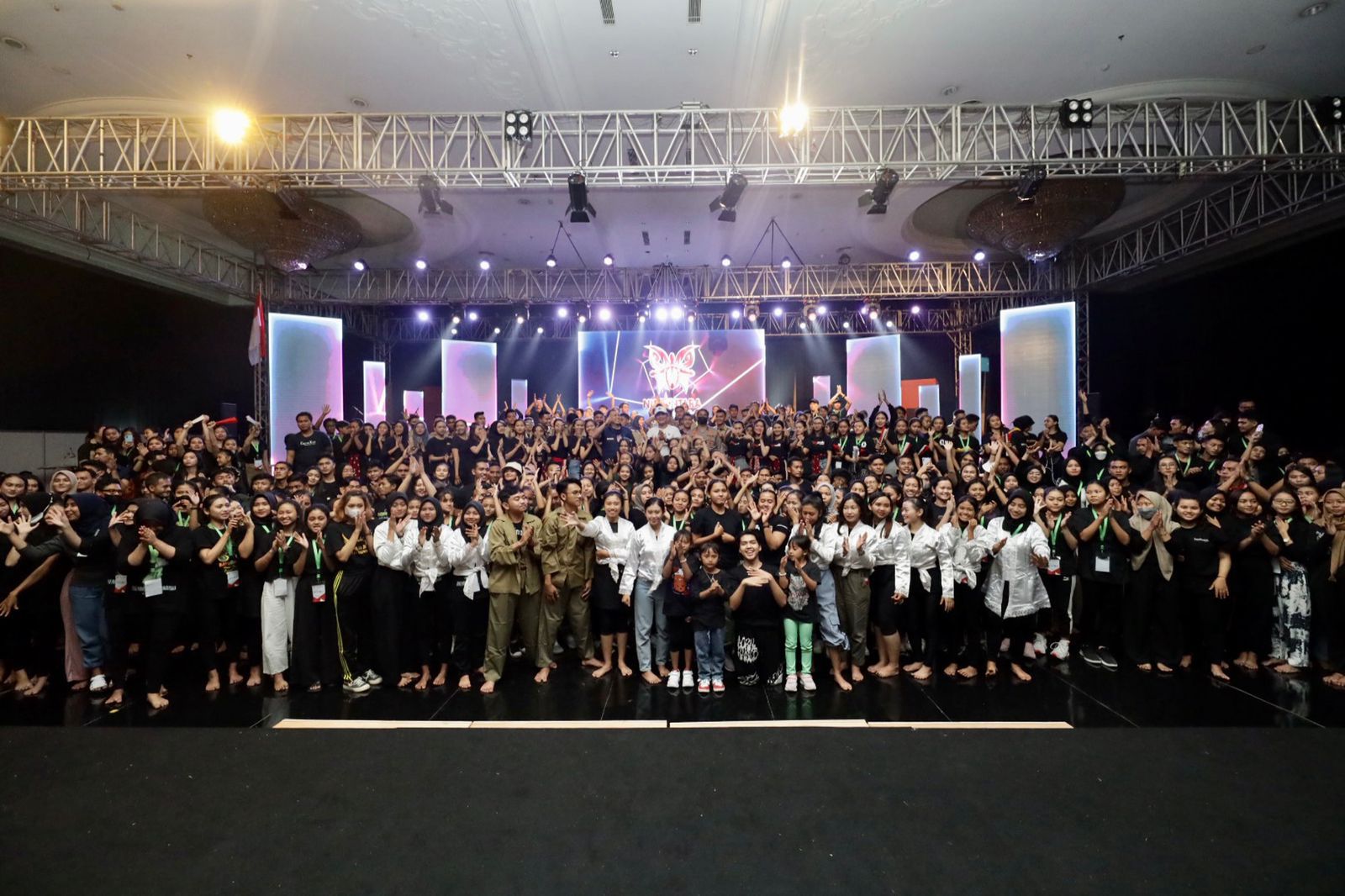 Kapolda Jatim Mengecek Kesiapan Malam Gebyar Nusantara Gemilang Jawa Timur 2022