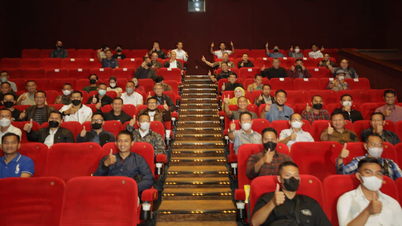 Kapolda Jatim : Film Sayap-sayap Patah Menambah Semangat Untuk Bekerja
