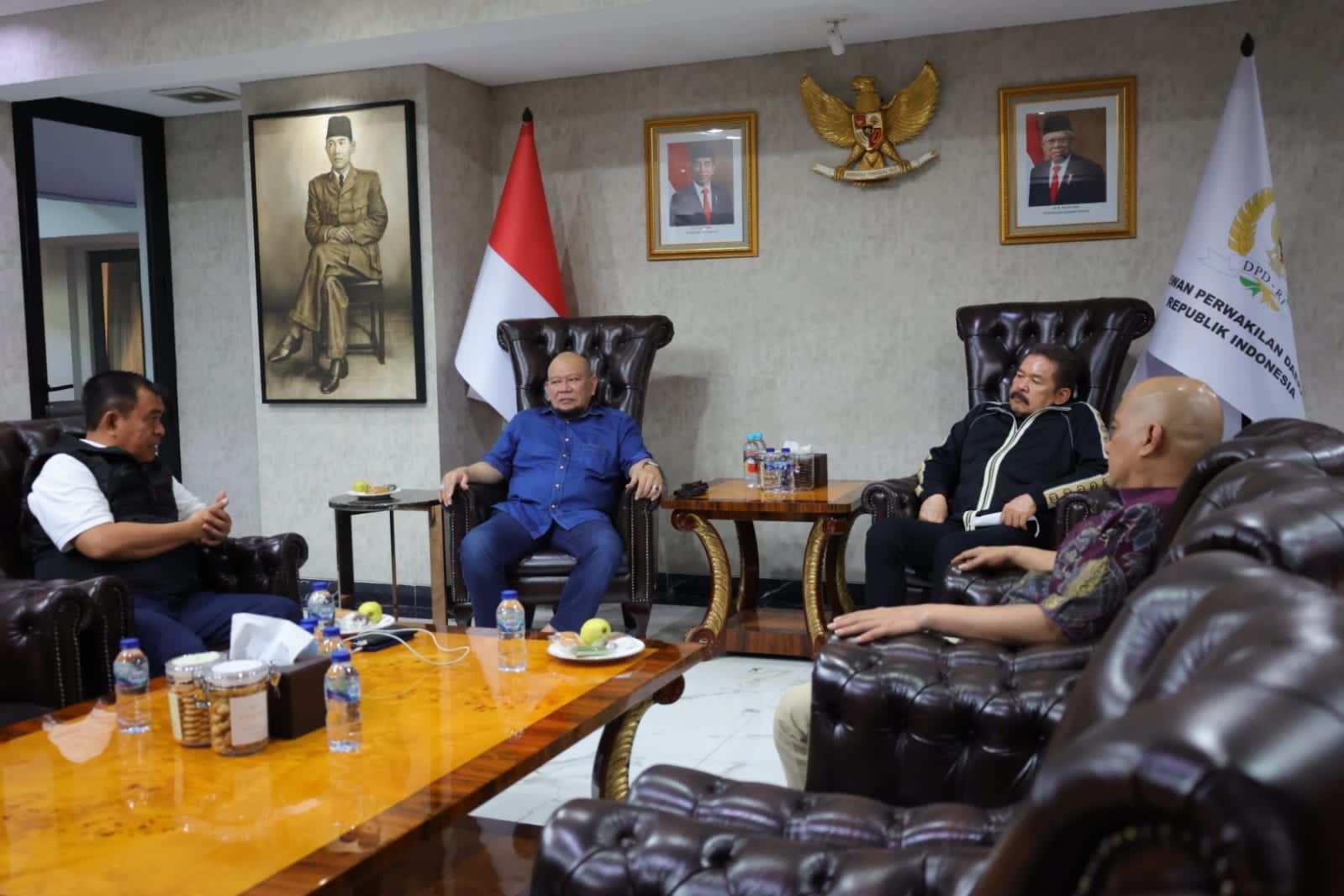 Bertemu Jaksa Agung, Ketua DPD RI Sampaikan Peta Jalan Kembalikan Kedaulatan Rakyat