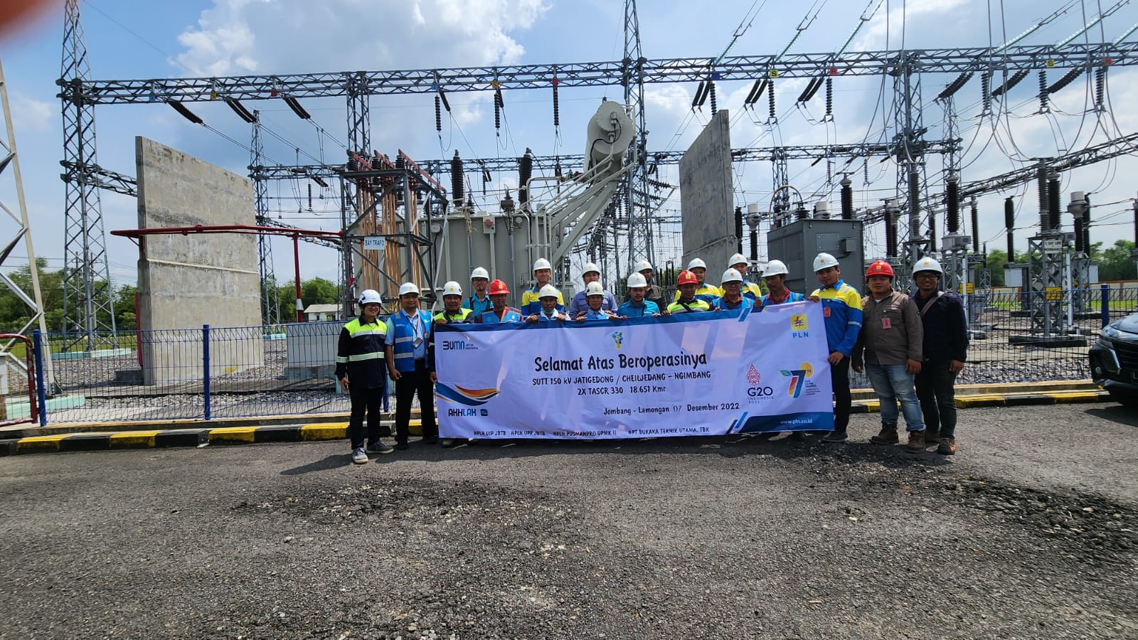 Tingkatkan Keandalan Kelistrikan Jawa Timur, PLN Berhasil Energize SUTT 150 kV Jatigedong-Ngimbang