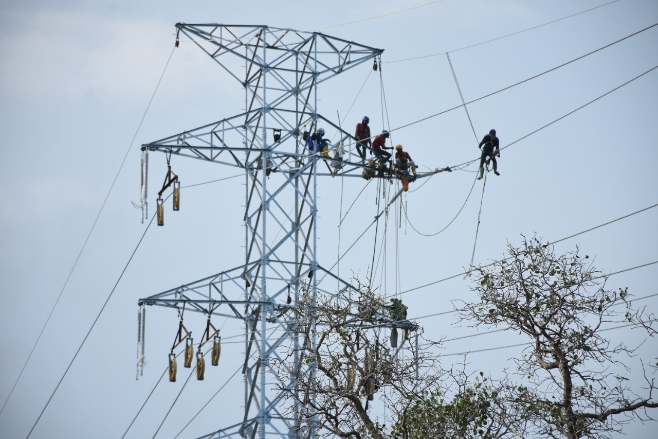 PLN Siapkan Pembangunan Transmisi Listrik Jawa-Bali, Target Proyek Rampung 2025