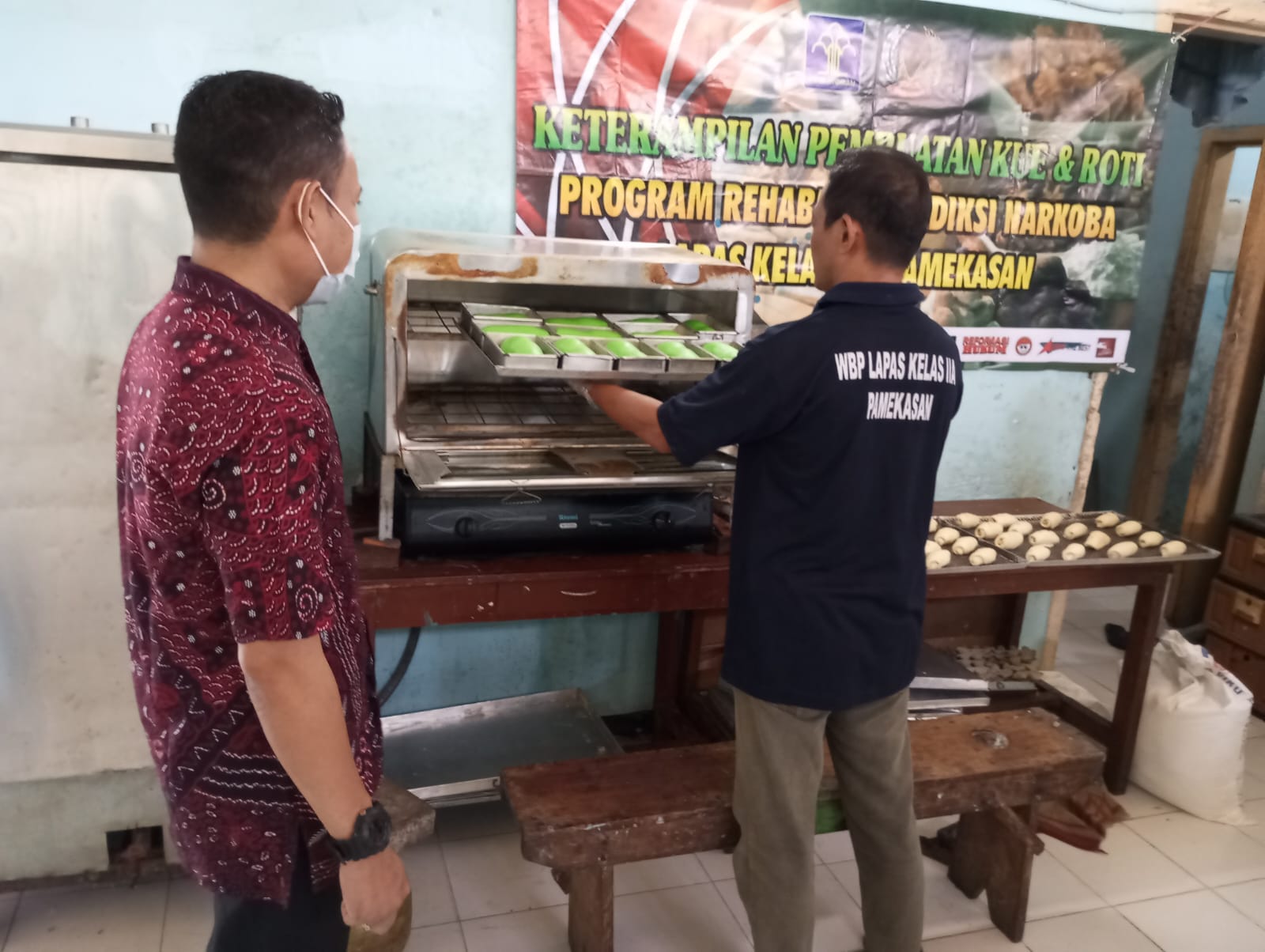 Tingkatkan Keterampilan, Lapas Pamekasan Adakan pelatihan Pembuatan Roti bagi WBP