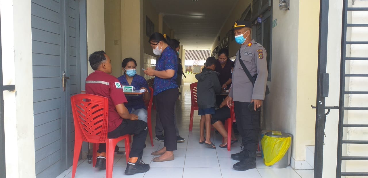 Polres Tabanan Laksanakan Gebyar Vaksin Hari Bahayangkara Ke 77 bersama Puskesmas Kerambitan 1