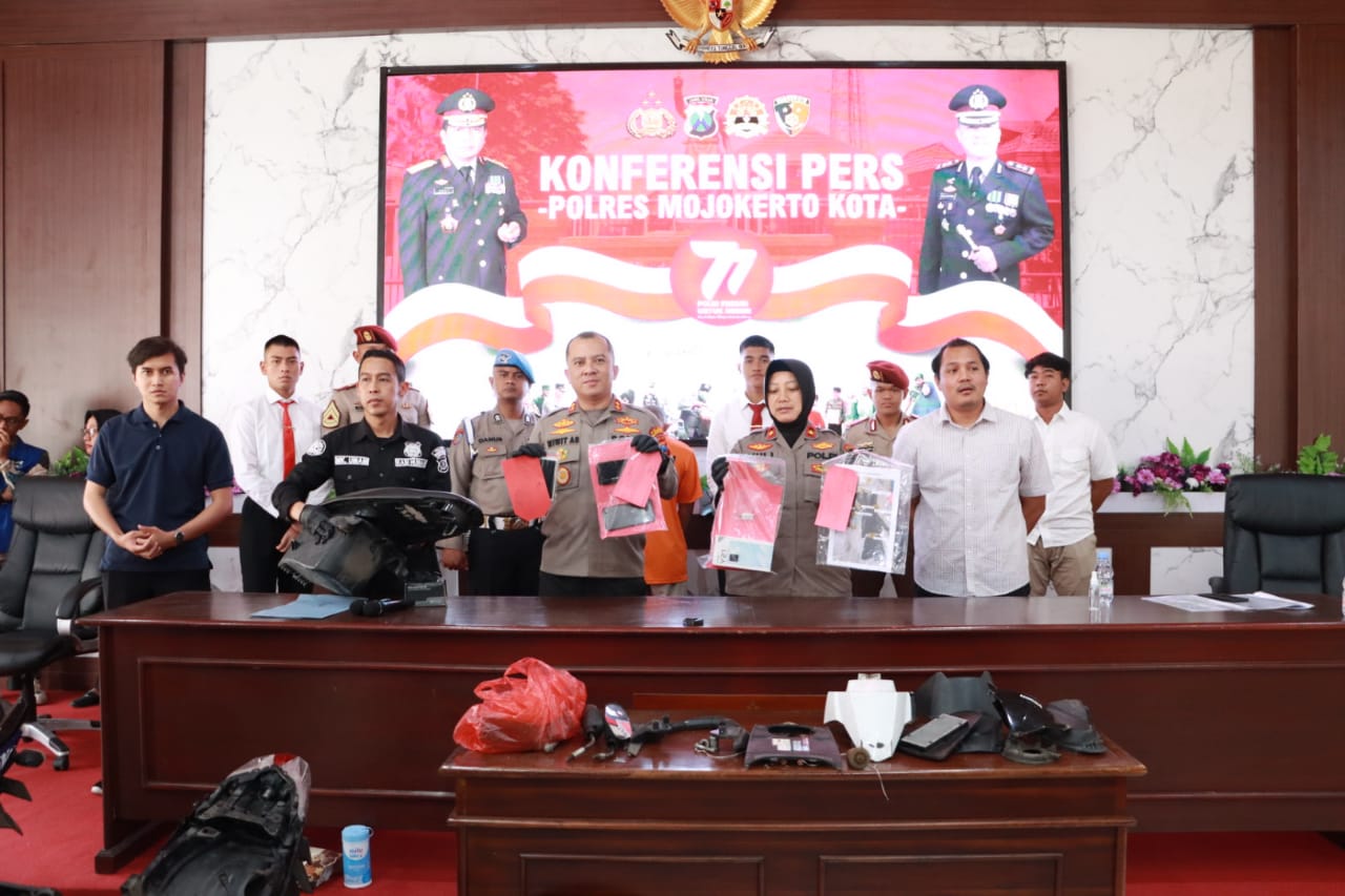 Polresta Mojokerto Berhasil Ungkap Pembunuhan dan Pelaku Begal 12 TKP