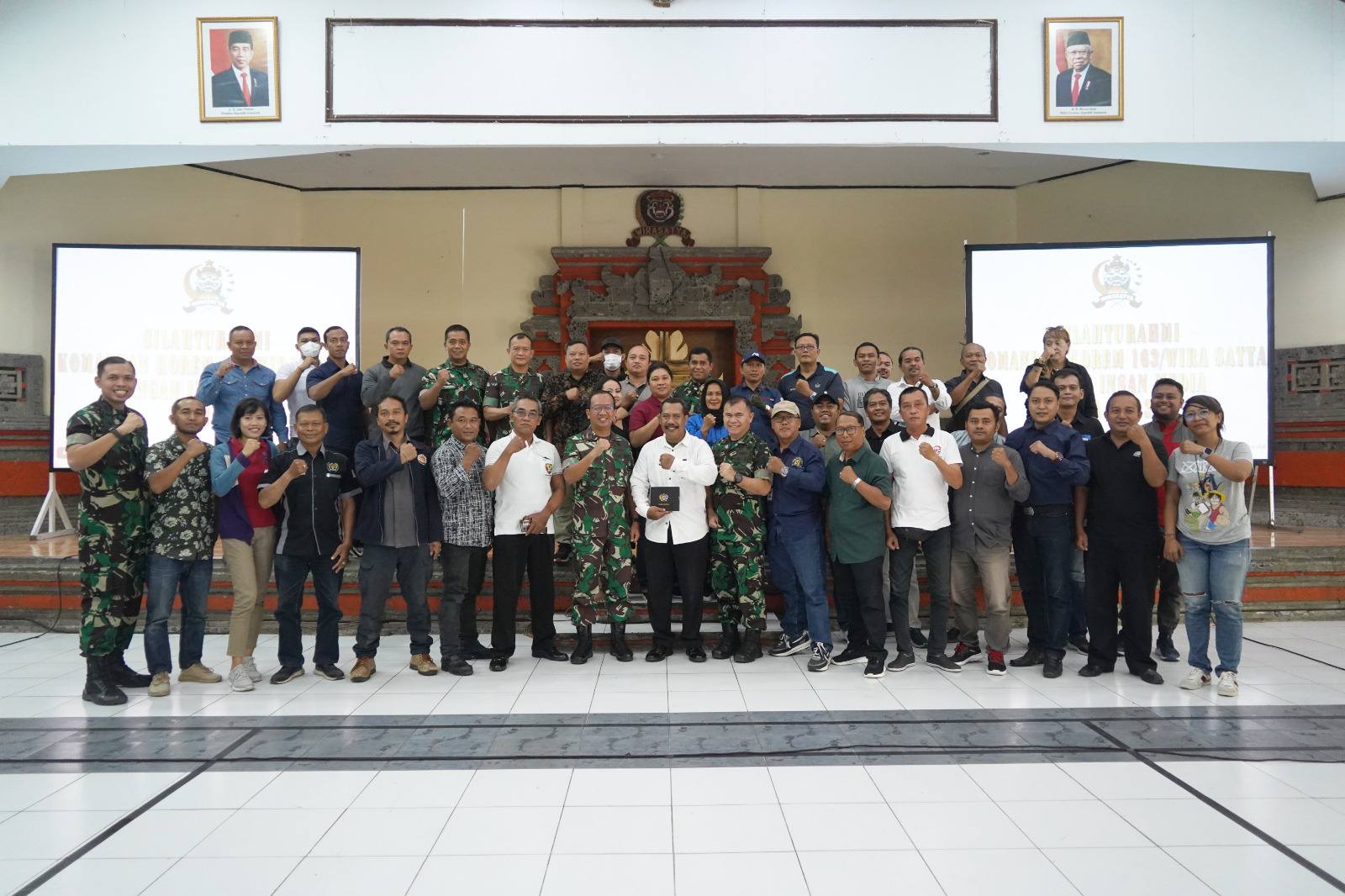 Anjangsana Danrem163/ Wira Satya dengan Awak Media