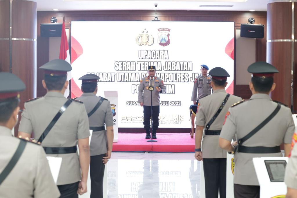 Kapolda Jatim Pimpin Sertijab PJU dan Kapolres Jajaran