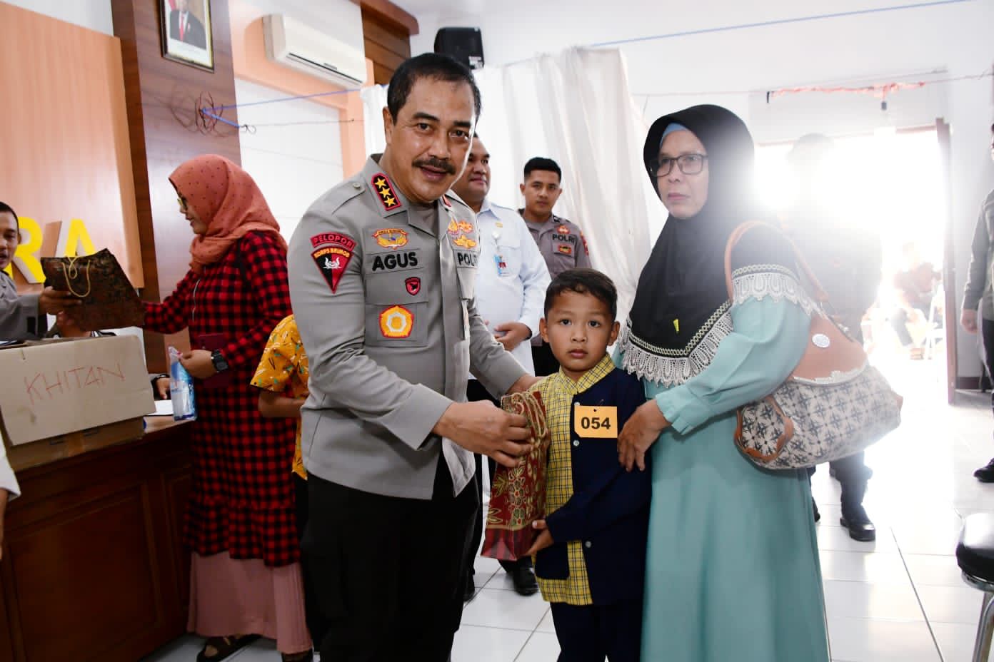 Wakapolri Gelar Bakti Sosial dan Kesehatan di Kabupaten Blora